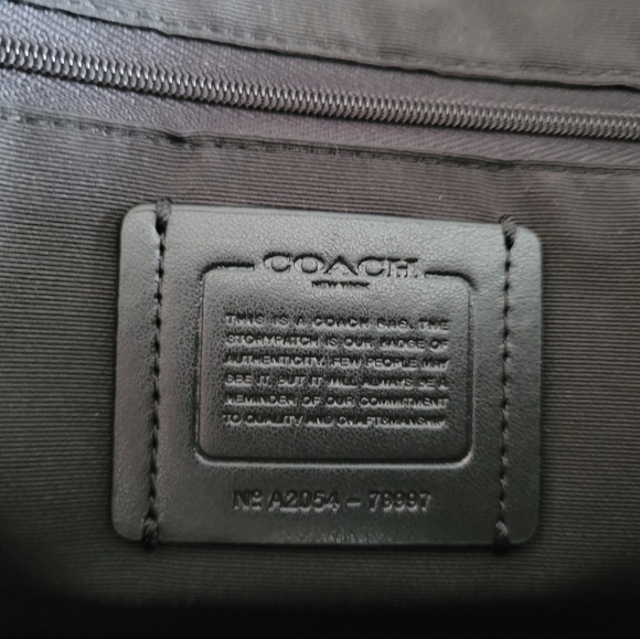 coach crossbody - Picture 4 of 4
